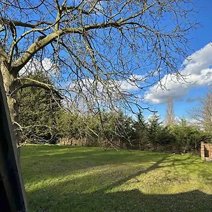 Forest Gated Parking On 2 Acres Garden , Chislehurst United Kingdom
