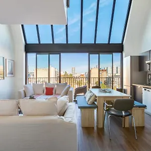https://apt-lescapade-paris.fr-paris.fr